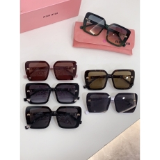 Miu miu Sunglasses